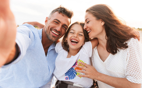 photo of family in selfie