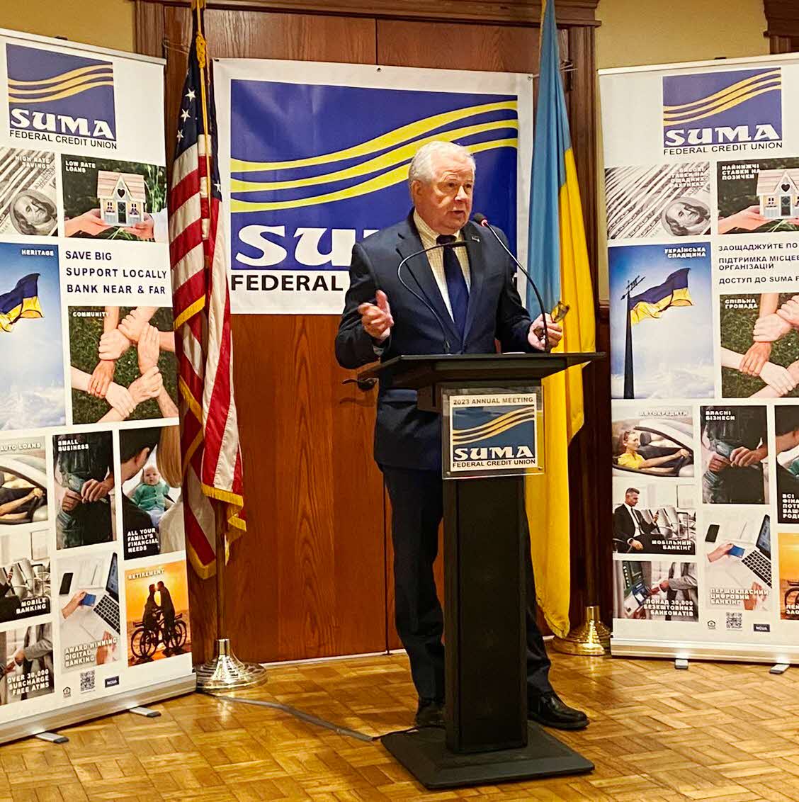 Chairman of the Board of Directors making a speech at the annual meeting